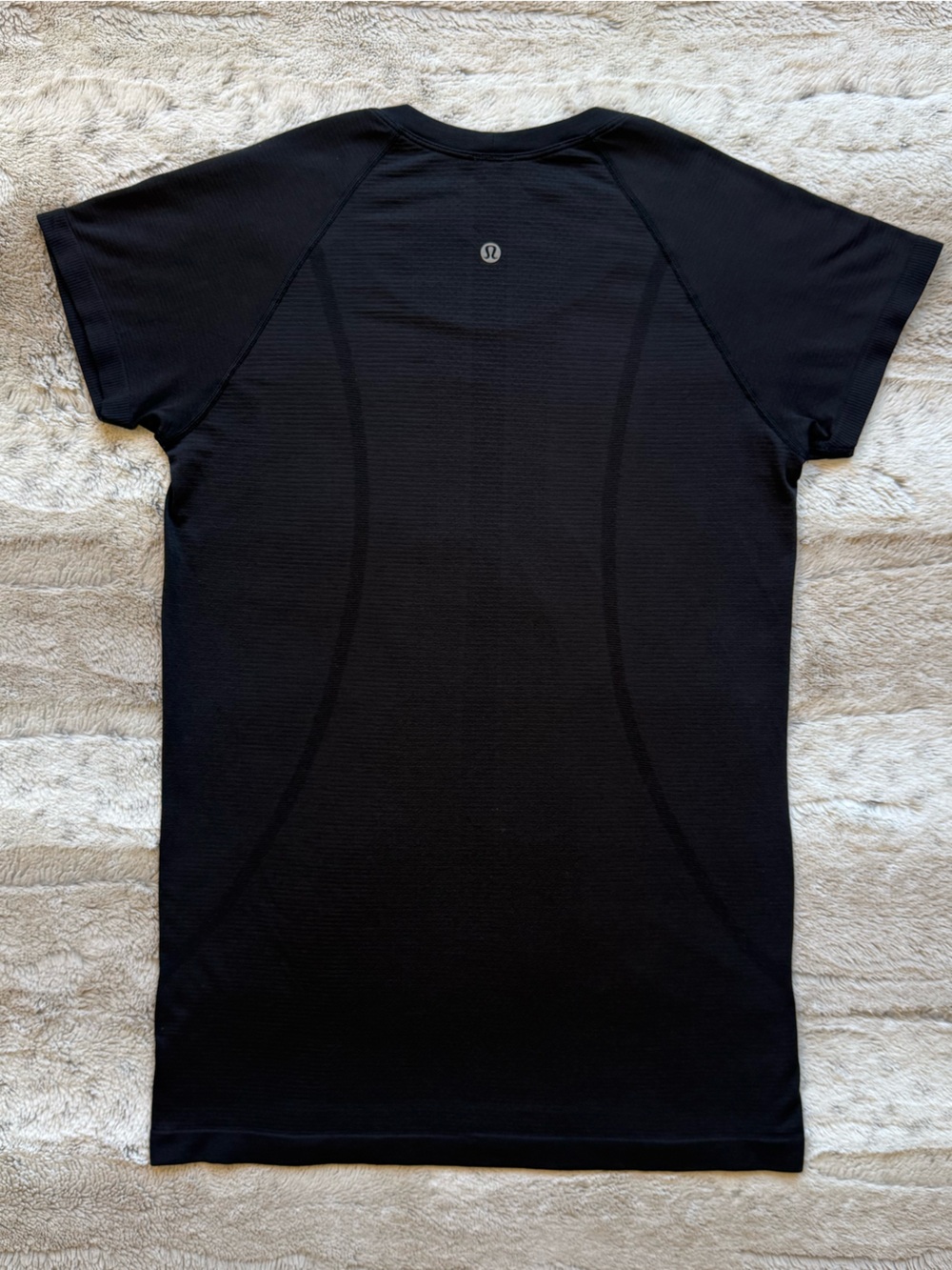 Lululemon Swiftly Tech Short Sleeve
2.0 in Black Size 8 - Picture 5 of 14